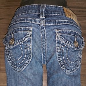 TR Size 2/26 Flare Jeans